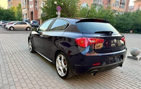 Alfa Romeo Giulietta, 2012 год, 1 900 000 рублей, 5 фотография