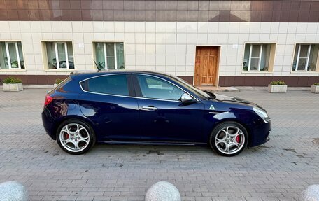 Alfa Romeo Giulietta, 2012 год, 1 900 000 рублей, 7 фотография