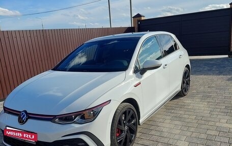 Volkswagen Golf GTI, 2022 год, 4 950 000 рублей, 7 фотография