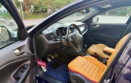 Alfa Romeo Giulietta, 2012 год, 1 900 000 рублей, 9 фотография