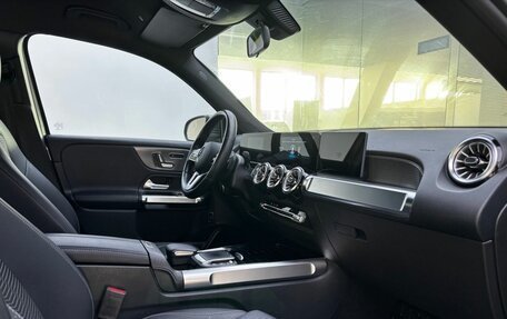 Mercedes-Benz GLB, 2021 год, 4 095 000 рублей, 13 фотография