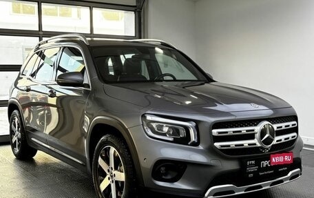 Mercedes-Benz GLB, 2021 год, 4 095 000 рублей, 3 фотография