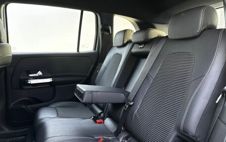 Mercedes-Benz GLB, 2021 год, 4 095 000 рублей, 15 фотография