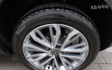 Volkswagen T-Roc I, 2022 год, 1 627 000 рублей, 15 фотография