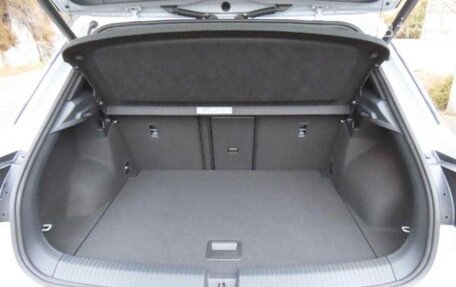 Volkswagen T-Roc I, 2022 год, 1 627 000 рублей, 13 фотография