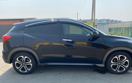 Honda Vezel, 2015 год, 1 600 000 рублей, 8 фотография