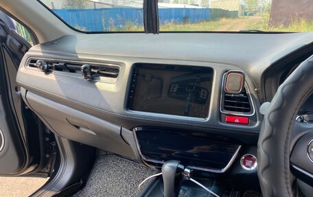 Honda Vezel, 2015 год, 1 600 000 рублей, 15 фотография