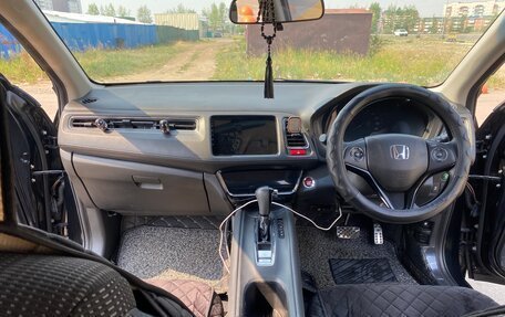 Honda Vezel, 2015 год, 1 600 000 рублей, 19 фотография