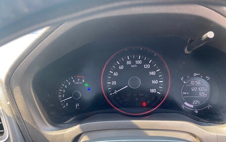 Honda Vezel, 2015 год, 1 600 000 рублей, 17 фотография