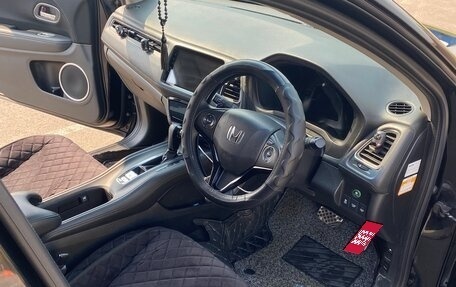 Honda Vezel, 2015 год, 1 600 000 рублей, 14 фотография