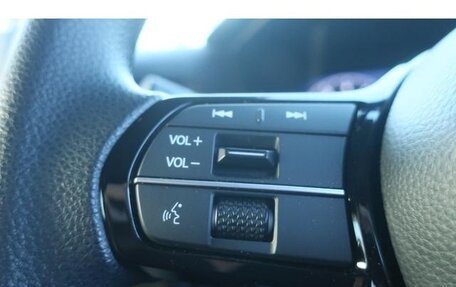 Honda Stepwgn, 2022 год, 2 500 000 рублей, 19 фотография