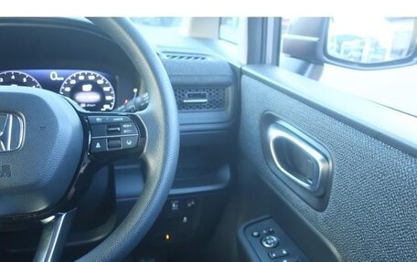 Honda Stepwgn, 2022 год, 2 500 000 рублей, 23 фотография