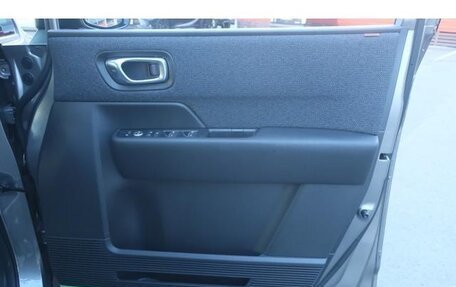 Honda Stepwgn, 2022 год, 2 500 000 рублей, 27 фотография