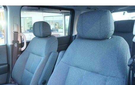 Honda Stepwgn, 2022 год, 2 500 000 рублей, 30 фотография