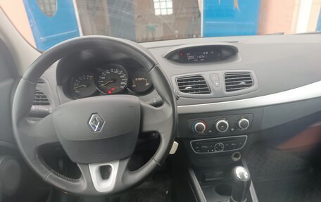 Renault Fluence I, 2012 год, 850 000 рублей, 13 фотография