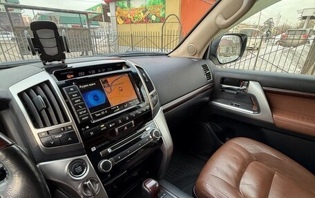 Toyota Land Cruiser 200, 2014 год, 3 997 000 рублей, 6 фотография