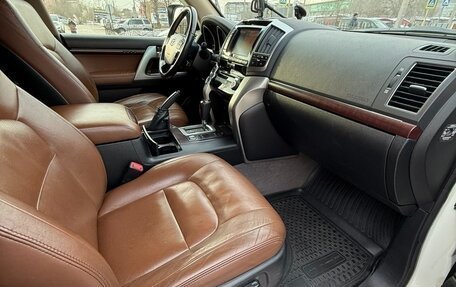 Toyota Land Cruiser 200, 2014 год, 3 997 000 рублей, 11 фотография