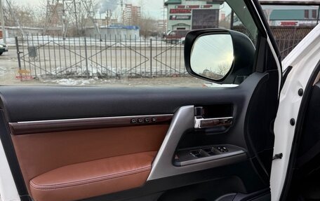 Toyota Land Cruiser 200, 2014 год, 3 997 000 рублей, 22 фотография