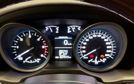 Toyota Land Cruiser 200, 2014 год, 3 997 000 рублей, 26 фотография