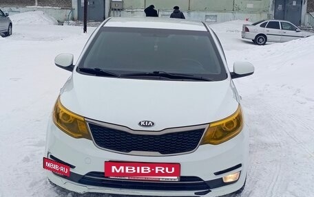 KIA Rio III рестайлинг, 2015 год, 920 000 рублей, 3 фотография