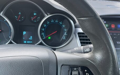 Chevrolet Cruze II, 2010 год, 690 000 рублей, 25 фотография