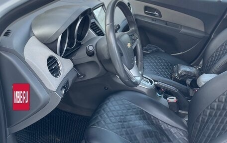 Chevrolet Cruze II, 2010 год, 690 000 рублей, 24 фотография