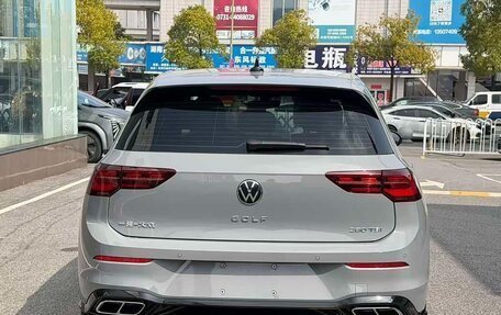 Volkswagen Golf VIII, 2022 год, 1 810 000 рублей, 6 фотография