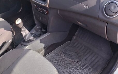 Renault Logan II, 2020 год, 620 000 рублей, 12 фотография