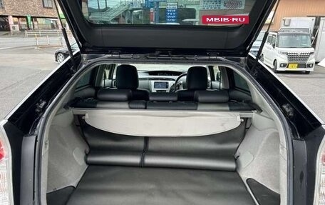 Toyota Prius, 2015 год, 1 340 000 рублей, 19 фотография