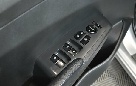 Hyundai Solaris II рестайлинг, 2021 год, 1 750 000 рублей, 16 фотография