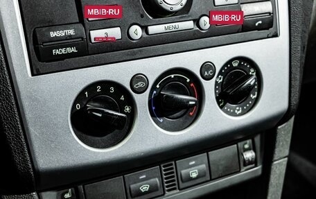 Ford Focus II рестайлинг, 2006 год, 549 000 рублей, 18 фотография