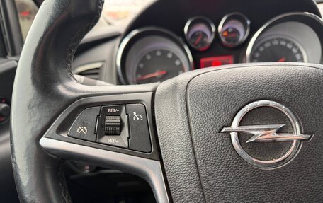 Opel Astra J, 2011 год, 599 000 рублей, 13 фотография