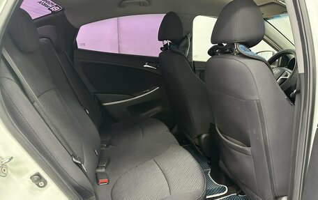 Hyundai Solaris II рестайлинг, 2011 год, 875 000 рублей, 4 фотография