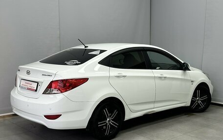 Hyundai Solaris II рестайлинг, 2011 год, 875 000 рублей, 2 фотография