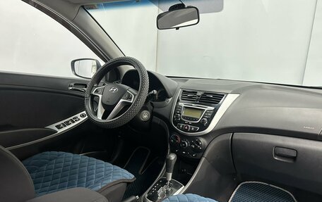 Hyundai Solaris II рестайлинг, 2011 год, 875 000 рублей, 3 фотография