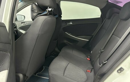 Hyundai Solaris II рестайлинг, 2011 год, 875 000 рублей, 17 фотография