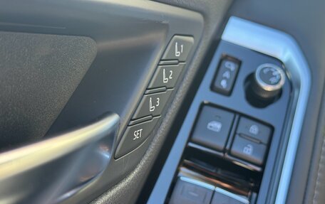 Toyota Land Cruiser, 2021 год, 12 000 000 рублей, 12 фотография