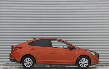 Hyundai Solaris II рестайлинг, 2021 год, 1 630 000 рублей, 3 фотография