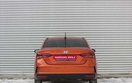 Hyundai Solaris II рестайлинг, 2021 год, 1 630 000 рублей, 5 фотография