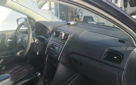 Volkswagen Polo VI (EU Market), 2013 год, 800 000 рублей, 11 фотография