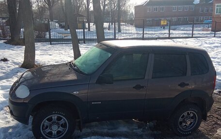Chevrolet Niva I рестайлинг, 2017 год, 850 000 рублей, 11 фотография