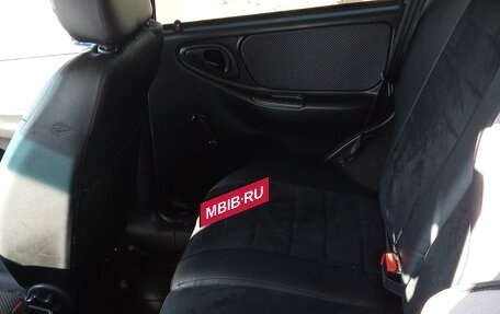 Chevrolet Niva I рестайлинг, 2017 год, 850 000 рублей, 4 фотография