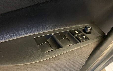 Toyota Corolla, 2019 год, 2 100 000 рублей, 16 фотография