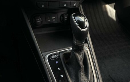 Hyundai Solaris II рестайлинг, 2018 год, 1 295 000 рублей, 21 фотография