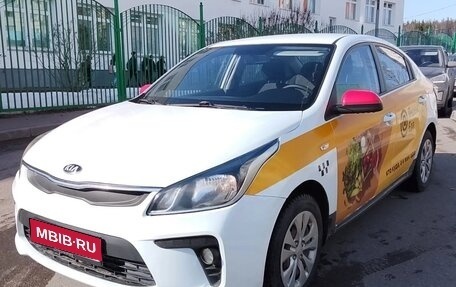 KIA Rio IV, 2019 год, 990 000 рублей, 1 фотография