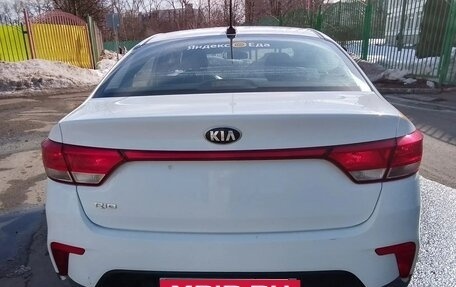 KIA Rio IV, 2019 год, 990 000 рублей, 11 фотография