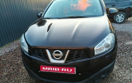 Nissan Qashqai, 2010 год, 800 000 рублей, 1 фотография