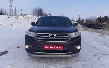 Toyota Highlander III, 2012 год, 2 250 000 рублей, 1 фотография