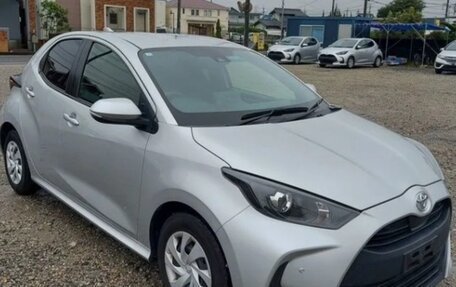 Toyota Yaris, 2020 год, 1 100 000 рублей, 9 фотография