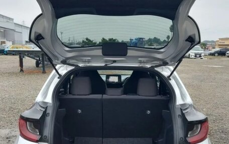 Toyota Yaris, 2020 год, 1 100 000 рублей, 6 фотография